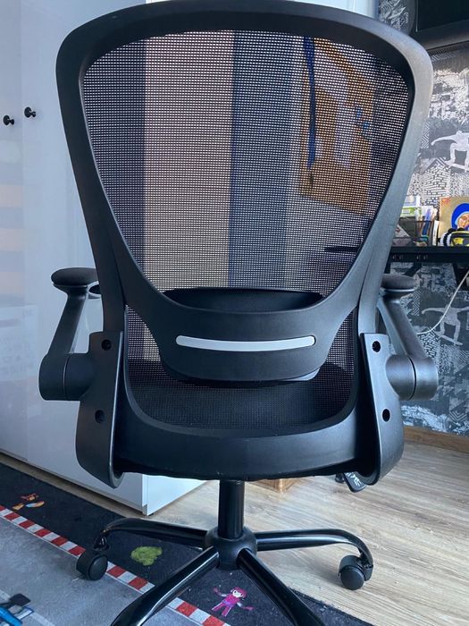 Fotel biurowy bardzo wygodny