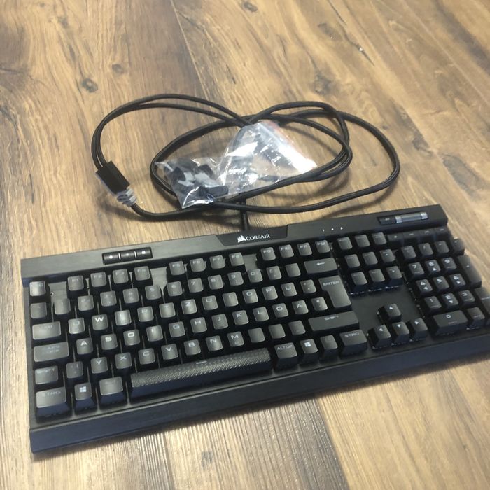 Клавіатура Corsair K70 RGB
