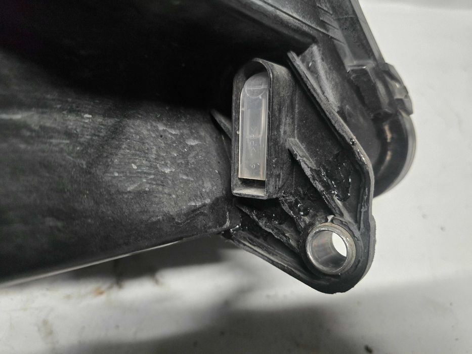 lampa przód VW Amarok lift 2H3 xenon led