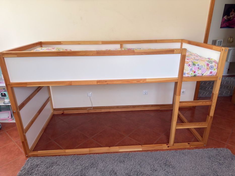 Cama ikea de criança