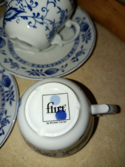 Śliczne stare duo porcelana