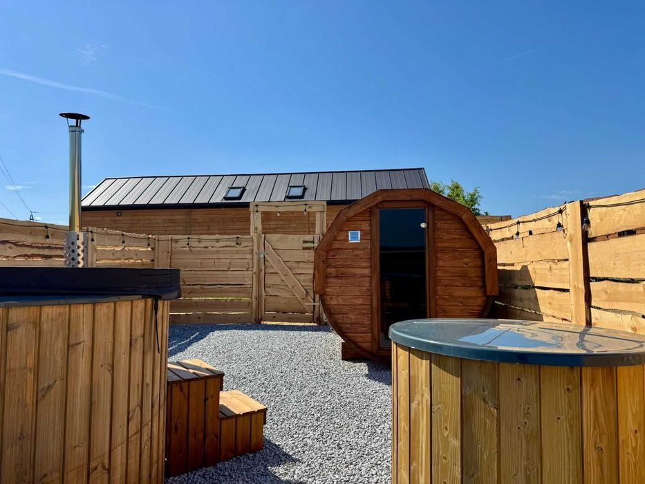 Twój idealny nocleg blisko Energylandii – odpocznij tak, jak lubisz