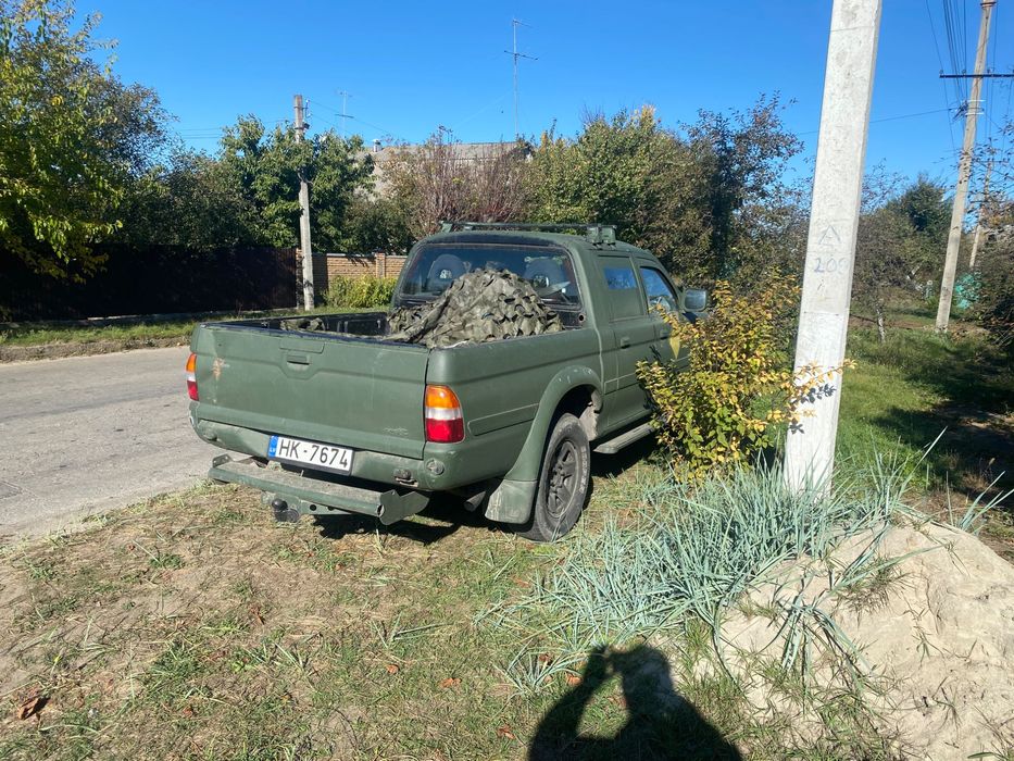 Mitsubishi L200
