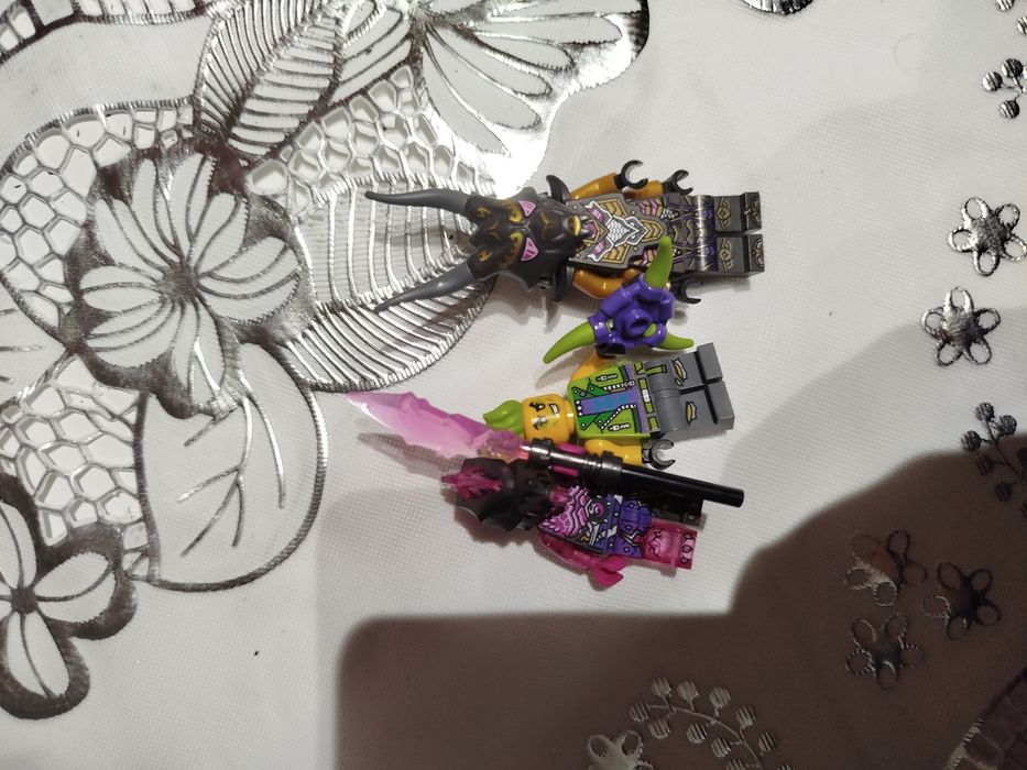 Lego Ninjago figurki wszytkie za 150zł