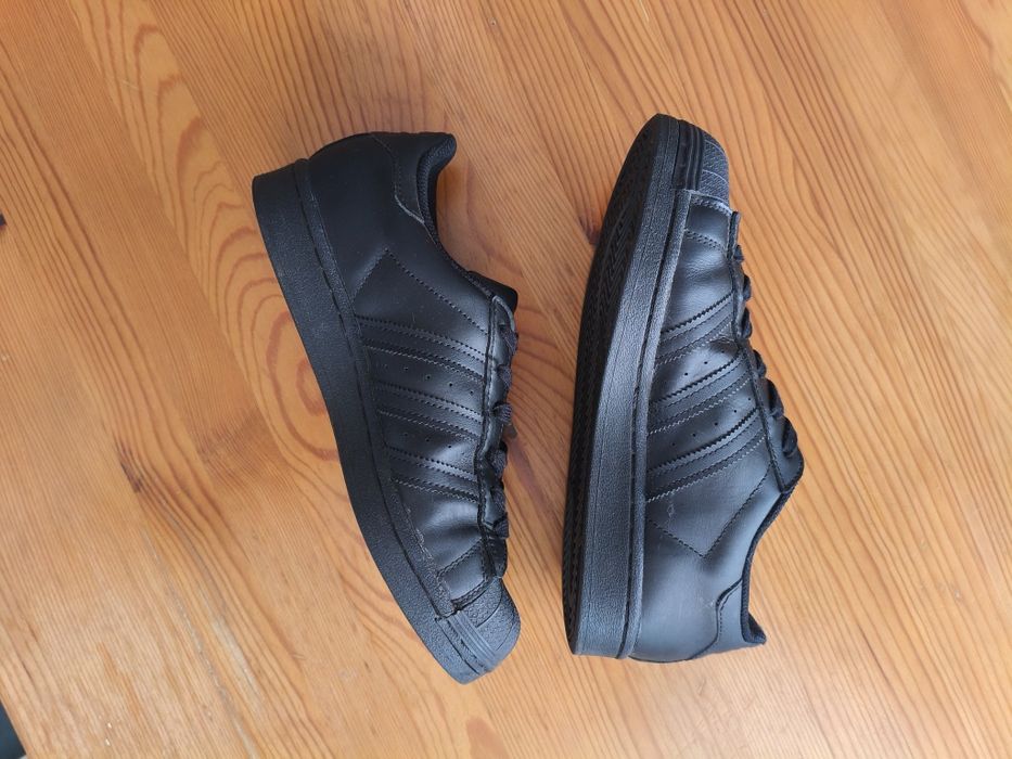 Buty męskie Adidas Superstar r. 39 1/3