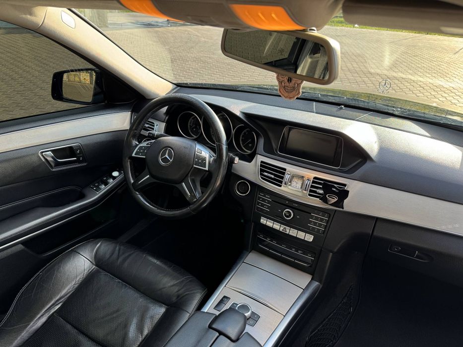 Mercedes-Benz E-Class 2015 VIN WDD2120061B271257 фото оголошення 11 з 19