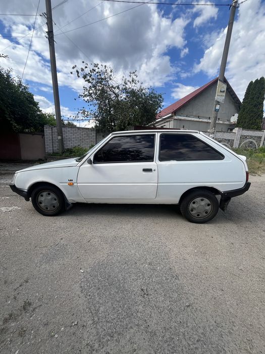 ЗАЗ 1102 Таврія 2004