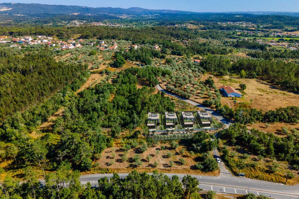 Terrenos para Construção 3920m2 - Soure