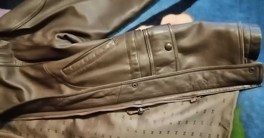 Мужская куртка размер 52 натуральная кожа