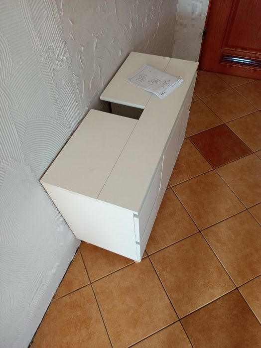 Szafka pod umywalkę