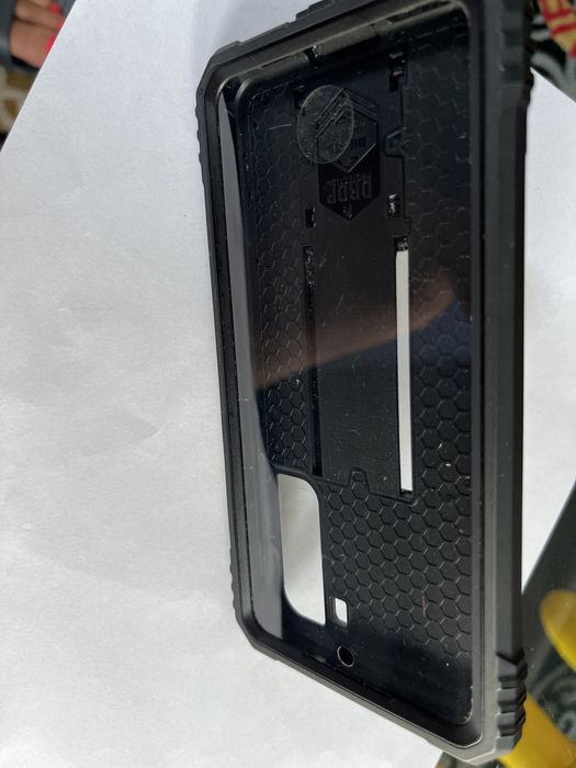 Etui Poetic pancerne na tel Samsung Galaxy 21 FE