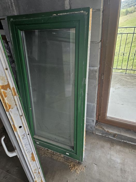 Okno pcv 820X1535 plastik