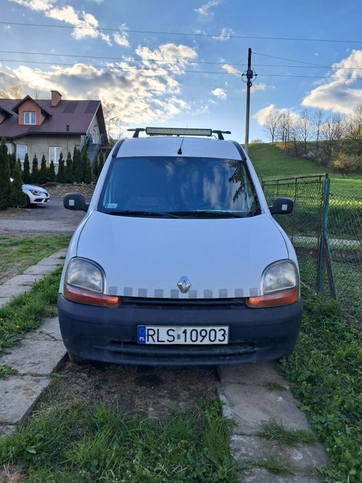 Renault kangoo uszkodzony silnik