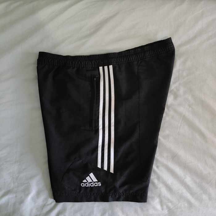 Adidas original L
