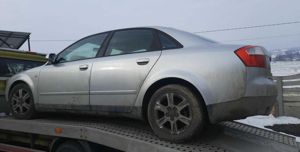 audi a4 b6 2,0 alt kompresor klimatyzacji alternator rozrusznik głowica drzwi klapa  ly7w sanki felgi amortyzatory