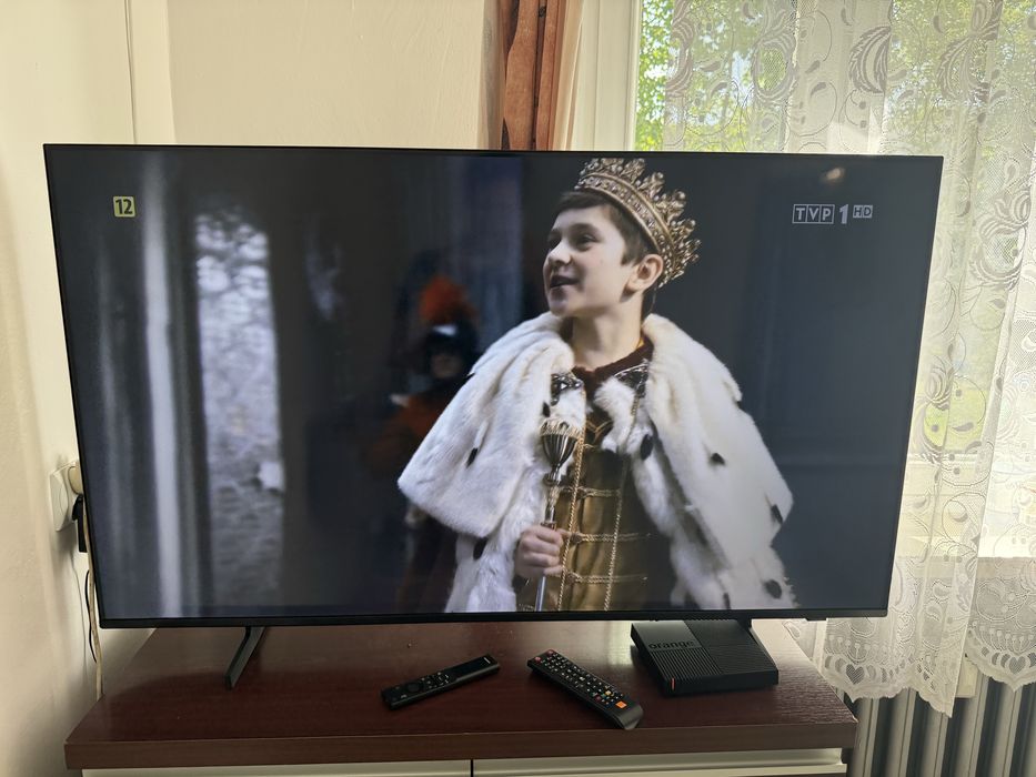 Tv samsung 50 cali jeszcze na gwarancji