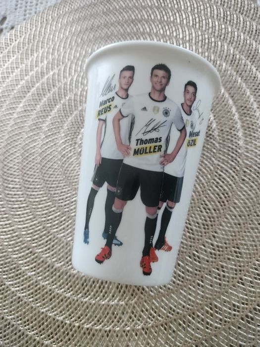Kolekcjonerski kubek.