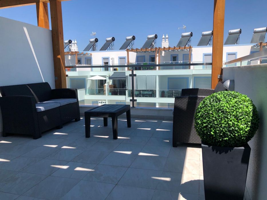 Manta Rota T3 c/ Piscina  e Estacionamento  - Férias Algarve