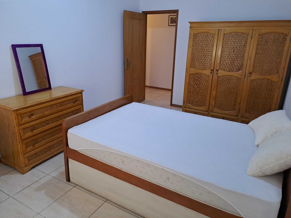 Quarto individual mobilado - em T4