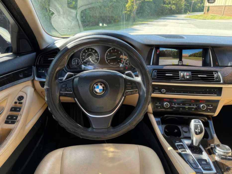 BMW 5 Series 535i      2016