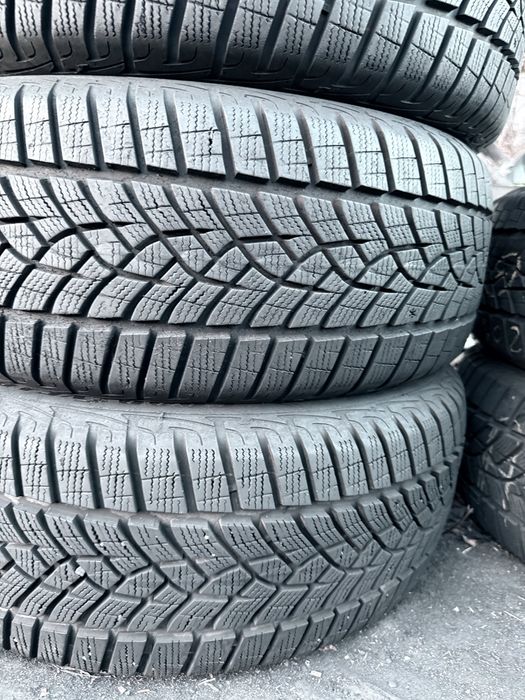 215 55 17 Goodyear Perfomance Gen 1 90% 2024 Шини Зима