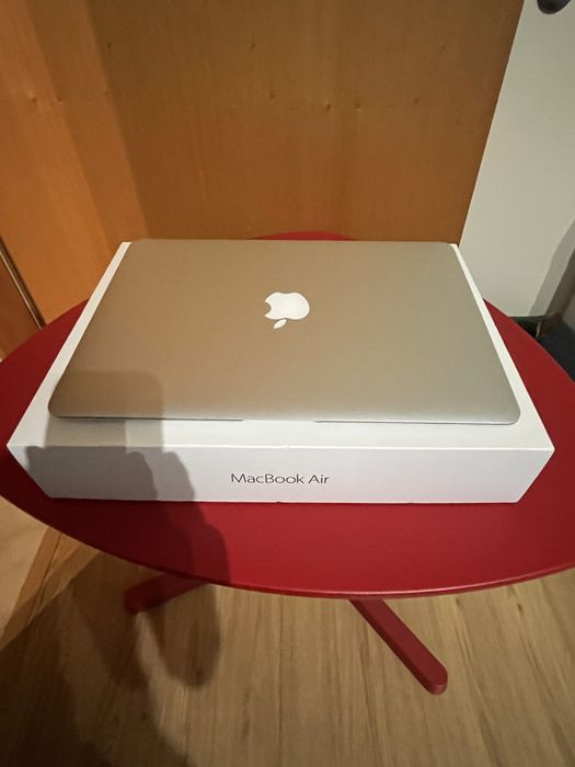 Macbook Air ( early 2015 ) para peças