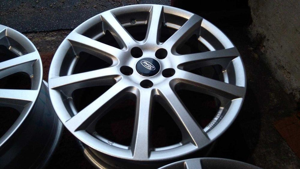 [WI] MONDEO KUGA 7.5x17 Fokus XC60 Xc40 S60cc GALAXY S80 5x108