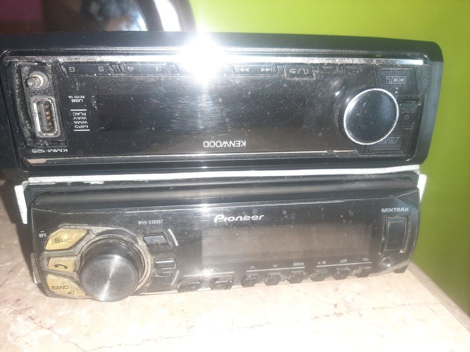 Vendo Dois Rádios Para Carro  Da marca Pionner e  Kenwood