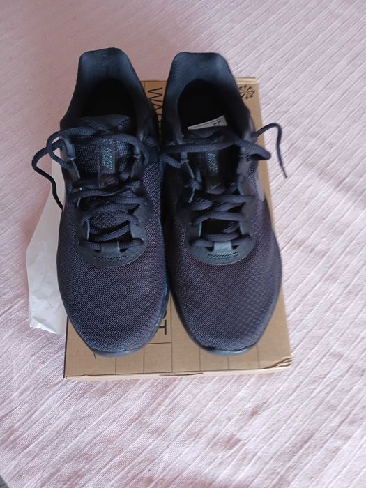 Tênis Nike Revolution 6 NN novos