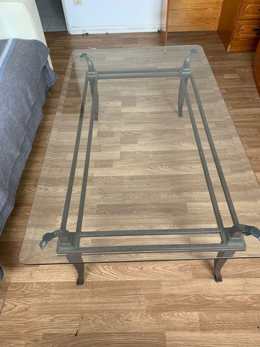 Vendo mesa de centro ou outra