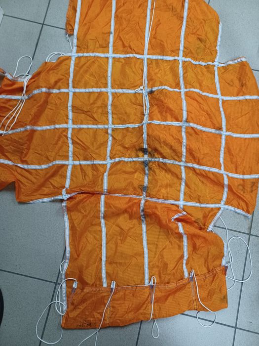 Spadochron SATURN-2 z 1990r.