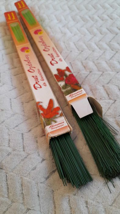 Drut ozdobny 0,7 i 1,2mm (po 450g.)