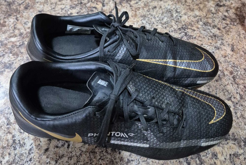 Продам бутси  Nike