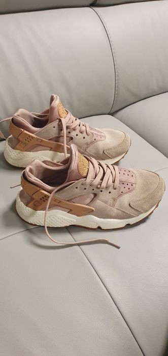 Nike 37.5
Sneakersy Wmns Air Huarache Run Sd