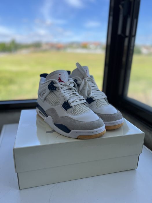 Vendo jordan 4 sb navy blue