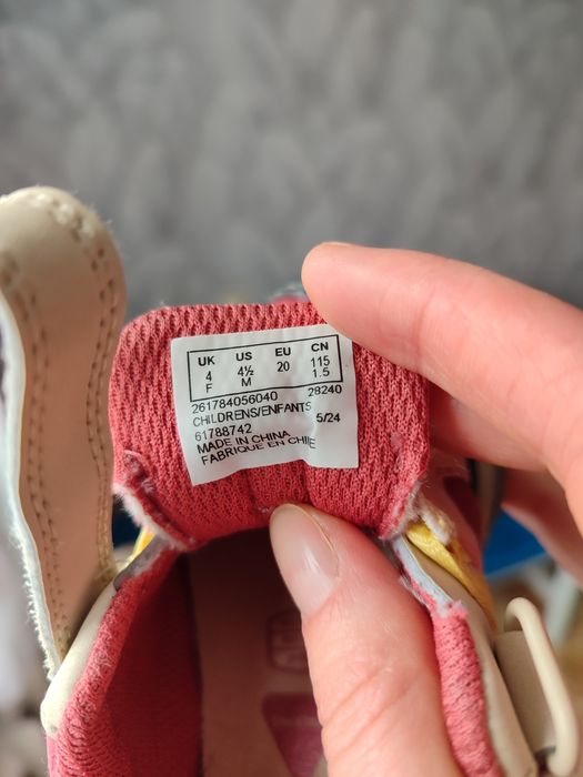 Кросівки дитячі Clarks 20 розмір