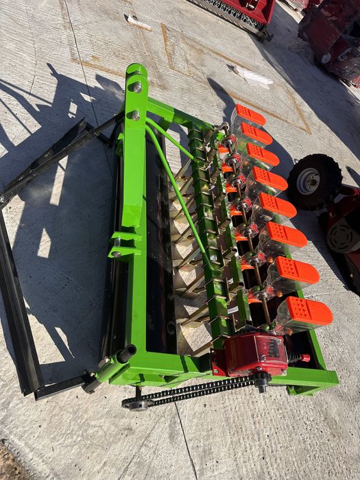 Сівалка овочева точного висіву 6 рядів