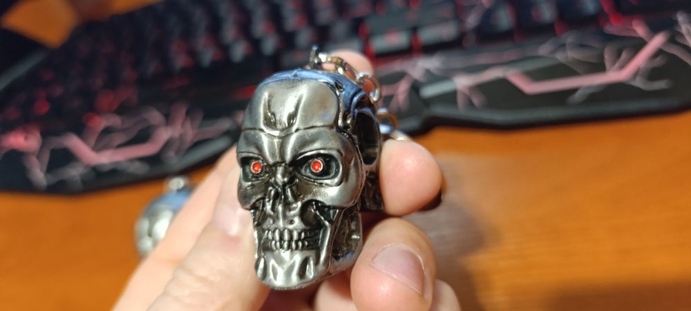 Брелок голова Термінатора