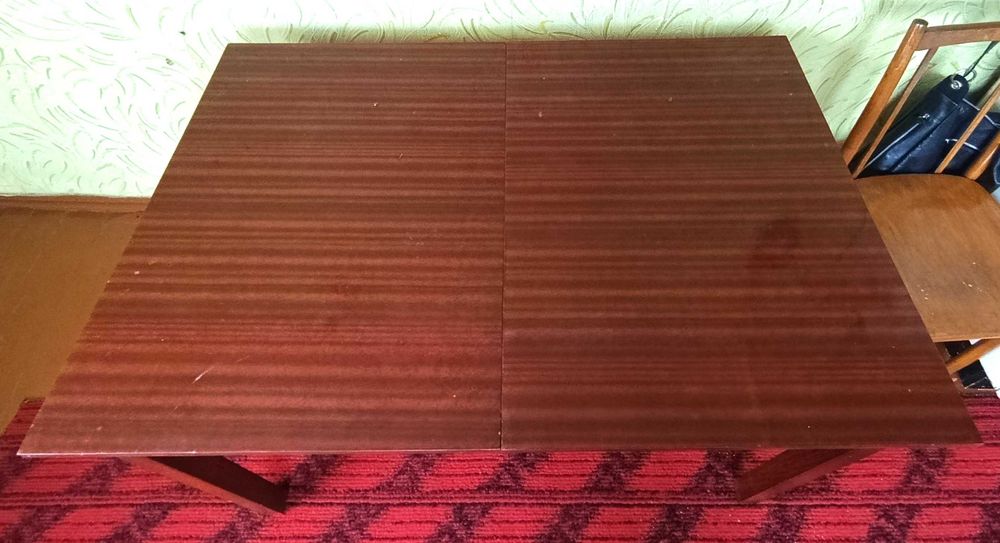 Стіл розкладний              .