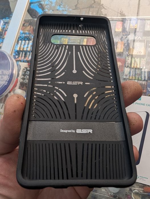 Чохол ESR з металевою підставкою Samsung Galaxy S10 або S20+