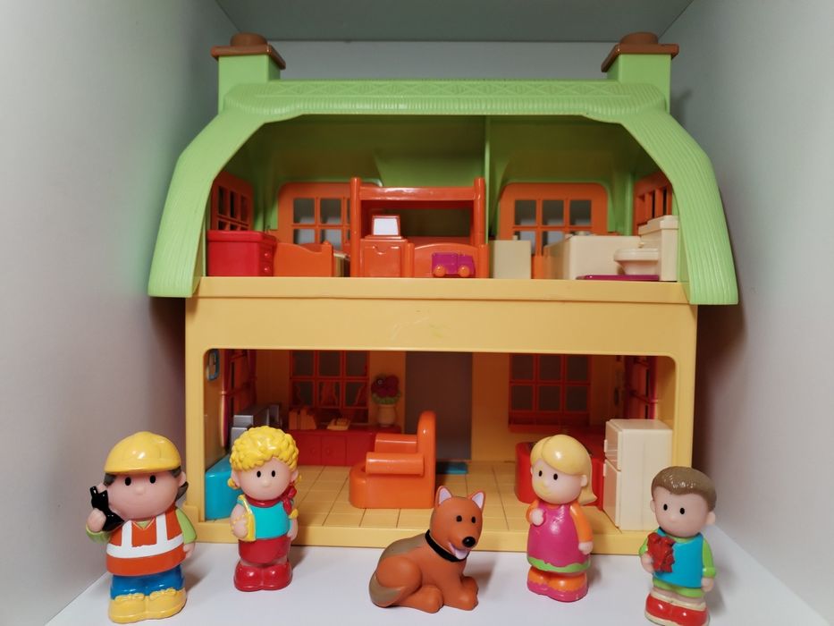 Elc happyland дім з фігурками музичний