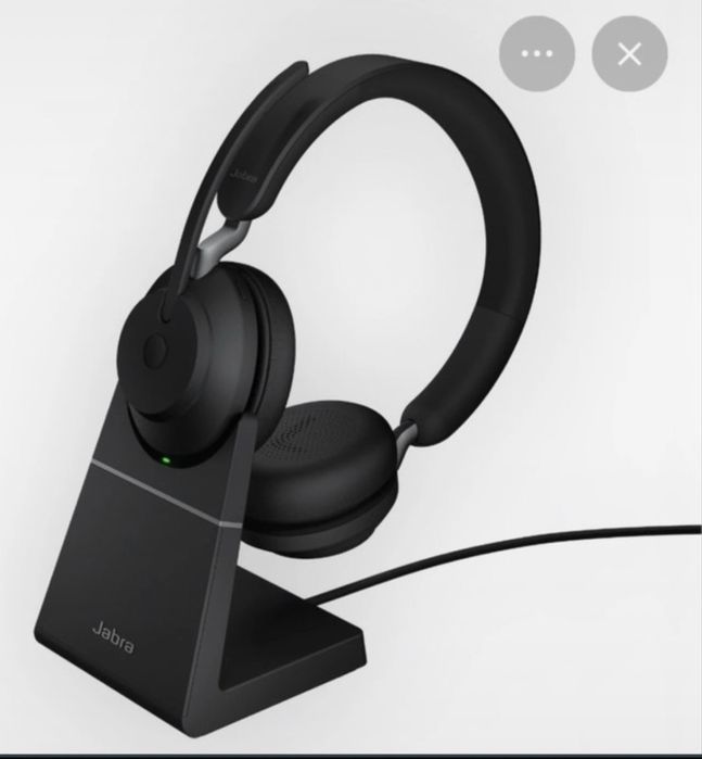 Jabra Evolve2 65 com suporte