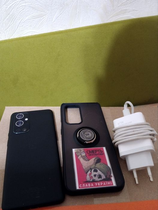 Ван плас 9 про 12 256