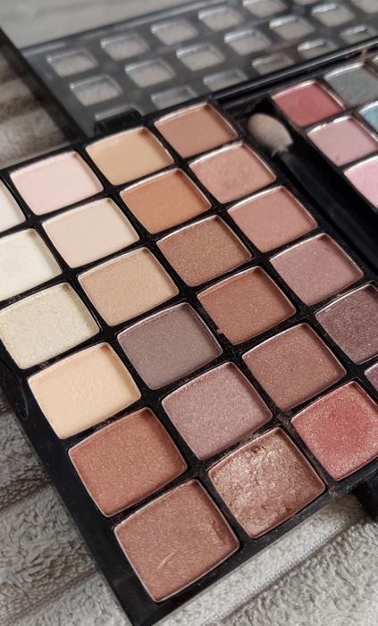 Zestaw paleta cieni 72szt Kolory neutralne brązy beże