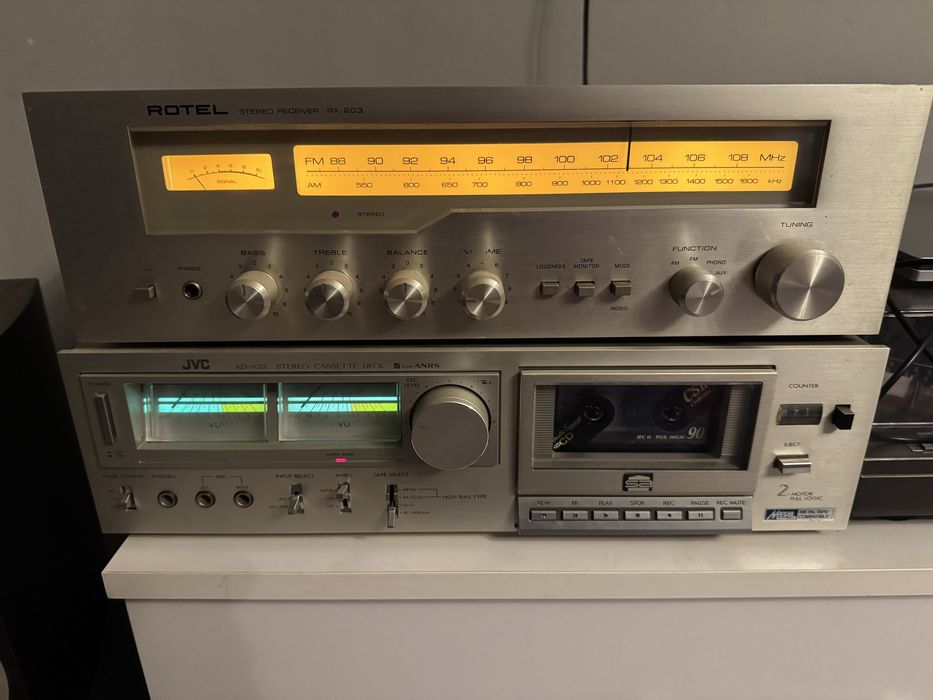 Amplituner Rotel Rx-203