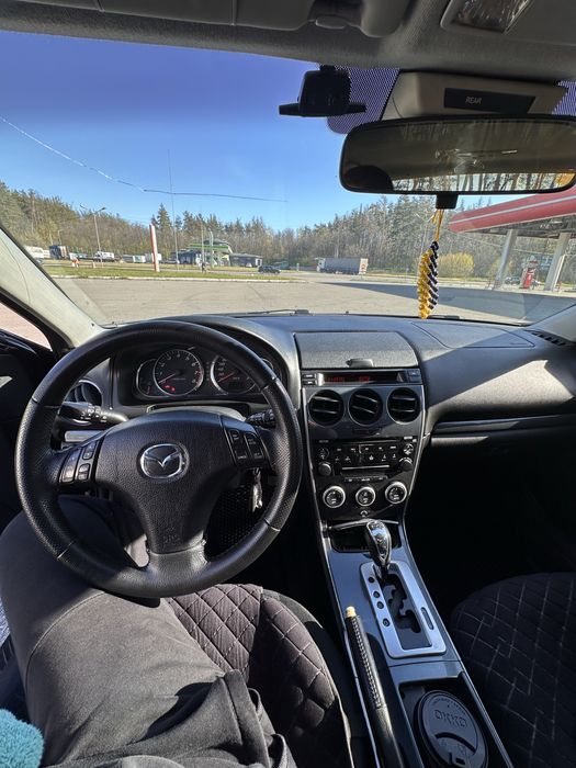 Продам автомобіль Мазда 6