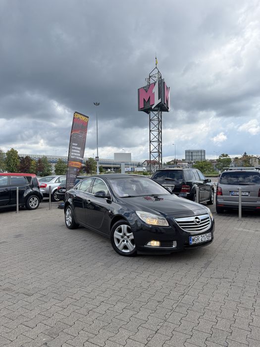 OPEL INSIGNIA 2.0D/automat/ładne wyposażenie/nabita Klima/czujniki parkowania/długie opłaty/raty/wynajem/zamiana/gwarancja