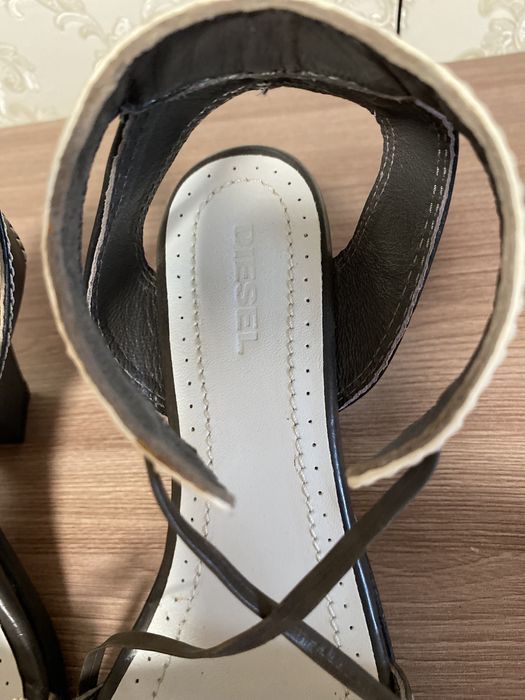 Шикарные и мега удобные КОЖАНЫЕ итальянские босоножки Дизель