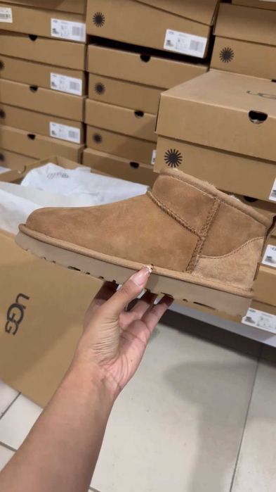UGG Classic Mini Boots Chestnut r.39