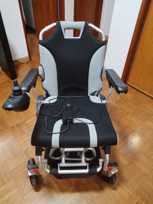 Cadeira de rodas eléctrica